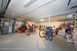 14 Oldfield Pl, Red Bank, NJ 07701 - Photo 16