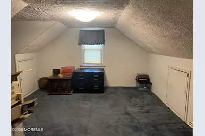 571 Hopping Road, Belford, NJ 07718 - Photo 14