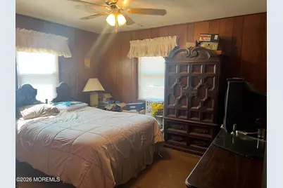 571 Hopping Road, Belford, NJ 07718 - Photo 8