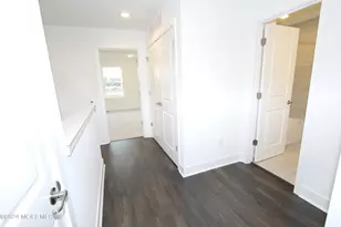 35 Crimson Dr, Manalapan Township, NJ 07726 - Photo 8