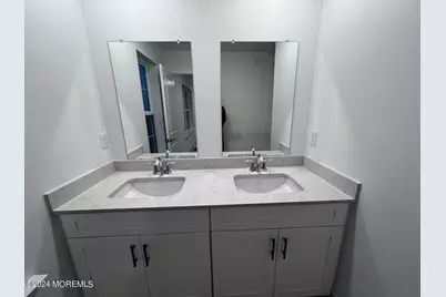 35 Crimson Drive, Manalapan Township, NJ 07726 - Photo 18