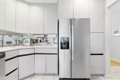 38 Carriage Place #1038, Edison, NJ 08820 - Photo 18