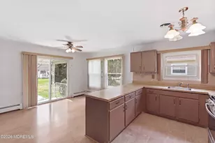 7 Pavilion St, Toms River Township, NJ 08757 - Photo 18