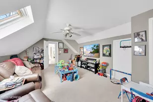 9 Lamp Post Ct, Howell Township, NJ 07731 - Photo 32