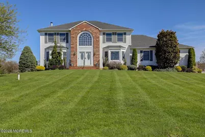 27 Regency Way, Manalapan Township, NJ 07726 - Photo 2