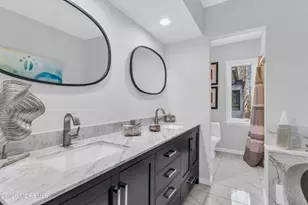 19 W Pkwy Pl, Holmdel, NJ 07733 - Photo 28