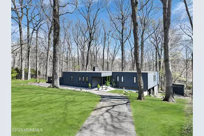 19 W Parkway Place, Holmdel, NJ 07733 - Photo 2