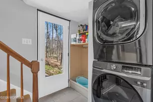 19 W Pkwy Pl, Holmdel, NJ 07733 - Photo 40