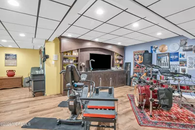 19 W Parkway Place, Holmdel, NJ 07733 - Photo 36