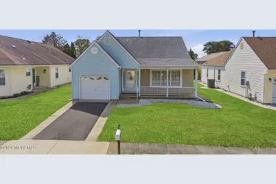 96 Narberth Way, Toms River Township, NJ 08757 - Photo 4