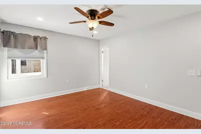 128 Freeport Boulevard, Toms River Township, NJ 08757 - Photo 24