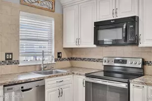 500B Thornbury Ct, Lakewood, NJ 08701 - Photo 8