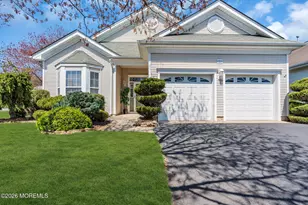 2 Heathersway Ct, Lakewood, NJ 08701 - Photo 4