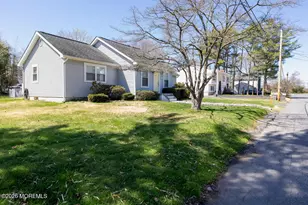1611 Dumont Terrace, Wall Township, NJ 07719 - Photo 4