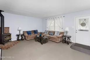 11 Shevchenko Ave, Cream Ridge, NJ 08514 - Photo 4