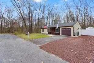 11 Shevchenko Ave, Cream Ridge, NJ 08514 - Photo 2