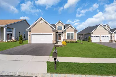 8 Garden Path, Barnegat, NJ 08005 - Photo 2