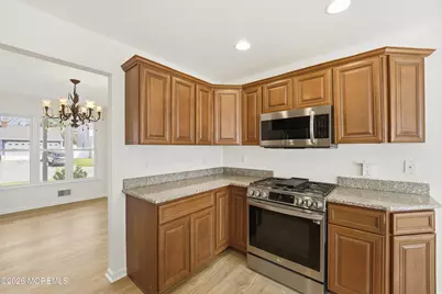 605 Windsor Street, Forked River, NJ 08731 - Photo 10