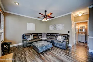 235 Shinnecock Dr, Manalapan Township, NJ 07726 - Photo 10