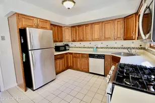 1617 Woodfield Ave, Wall Township, NJ 07753 - Photo 4