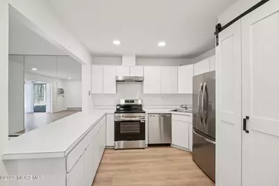 93 Lexington Court, Red Bank, NJ 07701 - Photo 22