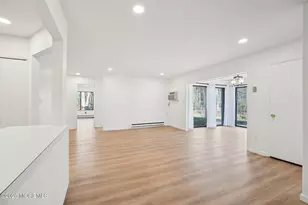 93 Lexington Ct, Red Bank, NJ 07701 - Photo 8