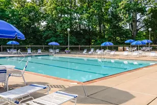 93 Lexington Ct, Red Bank, NJ 07701 - Photo 50