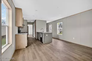 228 Maple St, Robbinsville Township, NJ 08691 - Photo 10