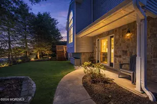 44 Rozalyn Ln, Laurence Harbor, NJ 08879 - Photo 4