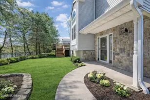 44 Rozalyn Ln, Laurence Harbor, NJ 08879 - Photo 4