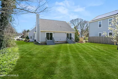 7 Lake Avenue, Island Heights, NJ 08732 - Photo 4