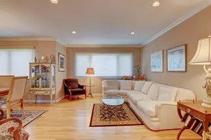 12 Cavan Ln, Hazlet Township, NJ 07730 - Photo 8