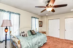 258 Grassmere Ct, Aberdeen Township, NJ 07747 - Photo 10