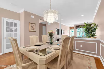 35 Chatsworth Road, Manalapan Township, NJ 07726 - Photo 20