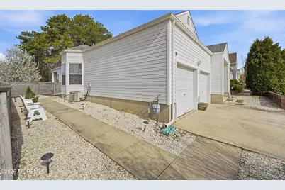 76 Summerhill Drive, Manahawkin, NJ 08050 - Photo 4