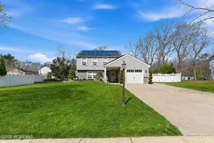 20 Cambridge Dr, Jackson, NJ 08527 - Photo 2