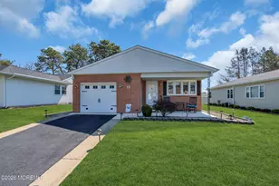 18 Encinitas Dr, Toms River Township, NJ 08757 - Photo 4