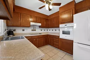 1263B Hamilton Ct, Lakewood, NJ 08701 - Photo 8