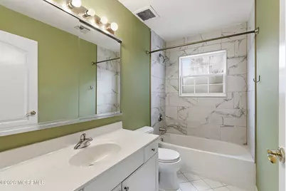 17 Meadow Run Court, Jackson, NJ 08527 - Photo 34