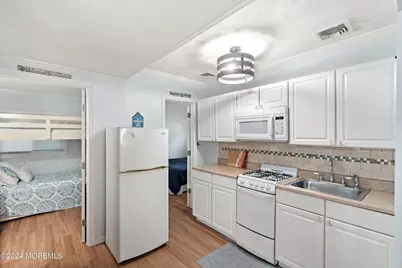 304 Bay Boulevard, Seaside Heights, NJ 08751 - Photo 26