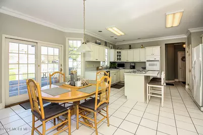 38 Dansbury Court, Freehold, NJ 07728 - Photo 2