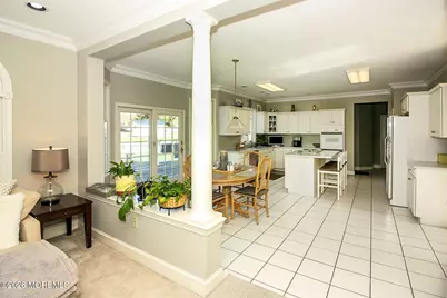 38 Dansbury Court, Freehold, NJ 07728 - Photo 10