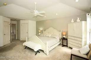 38 Dansbury Ct, Freehold, NJ 07728 - Photo 20