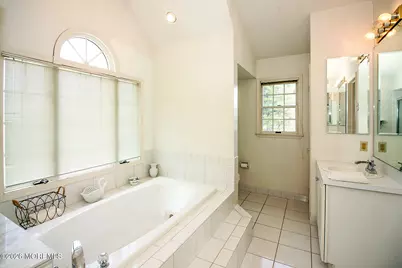 38 Dansbury Court, Freehold, NJ 07728 - Photo 24