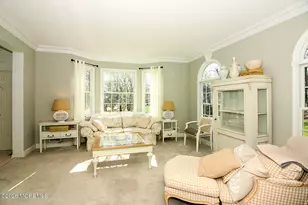 38 Dansbury Ct, Freehold, NJ 07728 - Photo 12