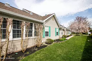 26 Skyline Dr, Lakewood, NJ 08701 - Photo 4