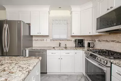 26 Skyline Drive, Lakewood, NJ 08701 - Photo 22