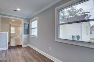 10 Zacatin Rd, Freehold, NJ 07728 - Photo 32