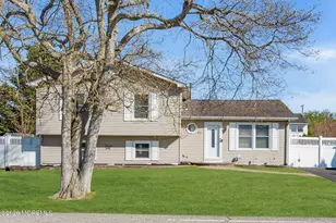 1233 Pacific Ave, Beachwood, NJ 08722 - Photo 1