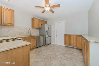 7 Walnut Lane, Sayreville, NJ 08859 - Photo 8